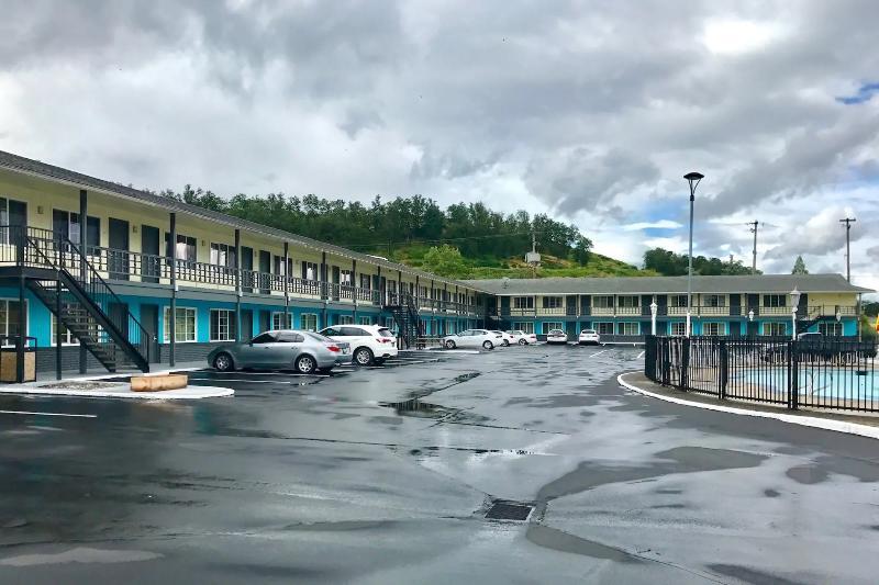 Rosewood Inn & Suites Roseburg Εξωτερικό φωτογραφία